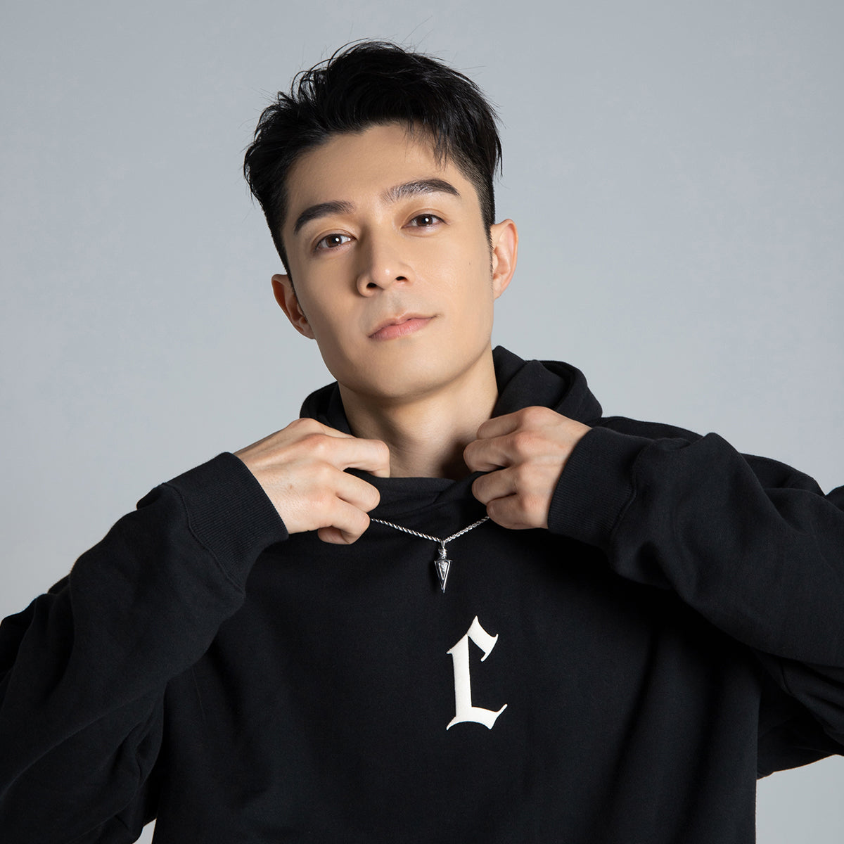 周柏豪-AWNL-瑞典隕石-時空之箭-男士項鍊 - AWNL Taiwan