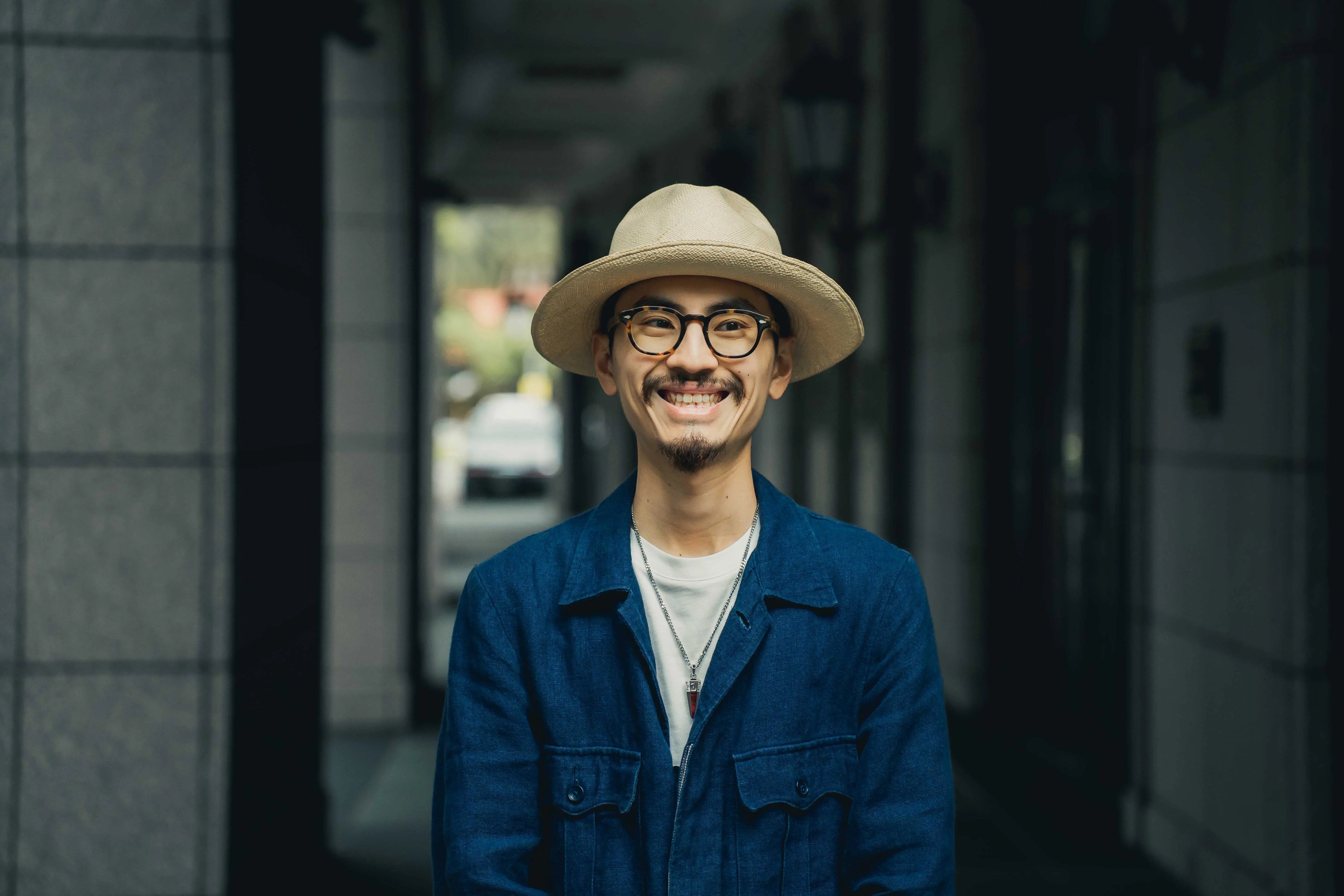 紳士飾特輯-John-Bigots-AWNL-一條項鍊-開啟風格與能量的對話 - AWNL Taiwan