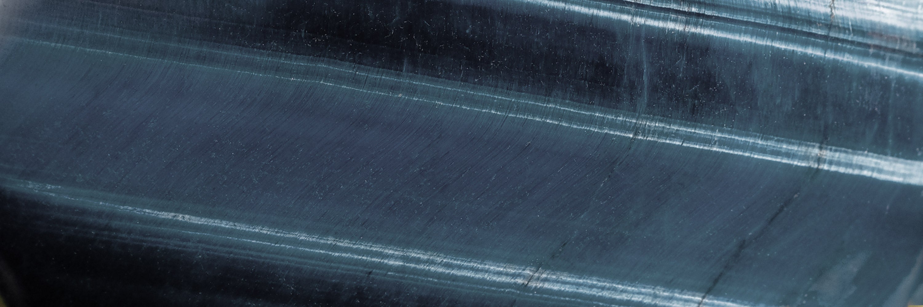 堅定之石 - 鷹眼石:當天空賜予大地一雙智慧之眼