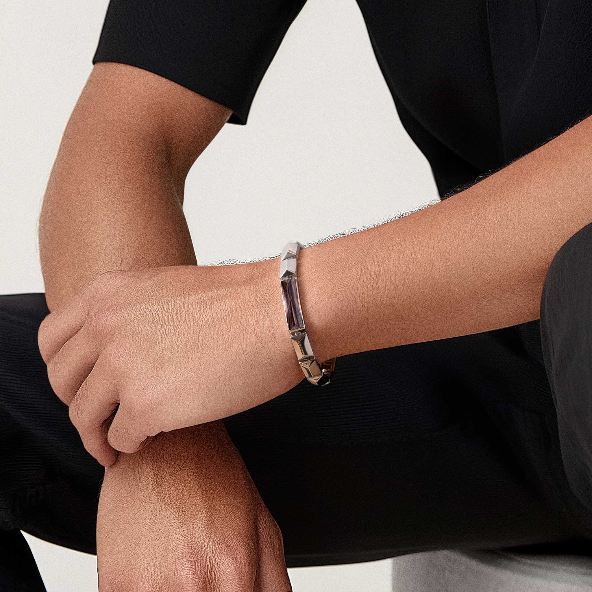 紅曜石 奧古斯都天際 男士手鍊