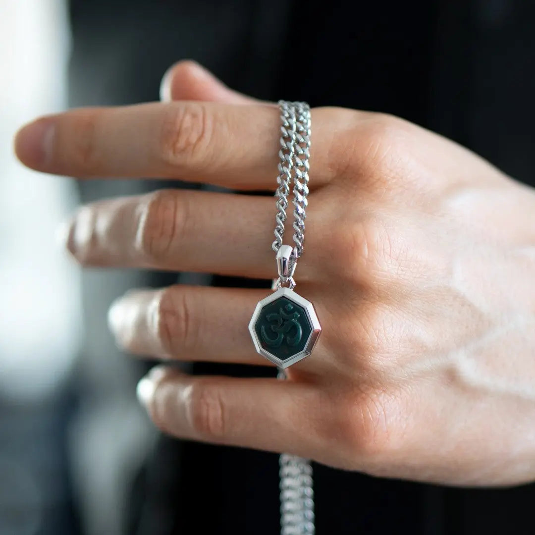 血石碧玉 om字梵文 男士項鍊 - AWNL Taiwan