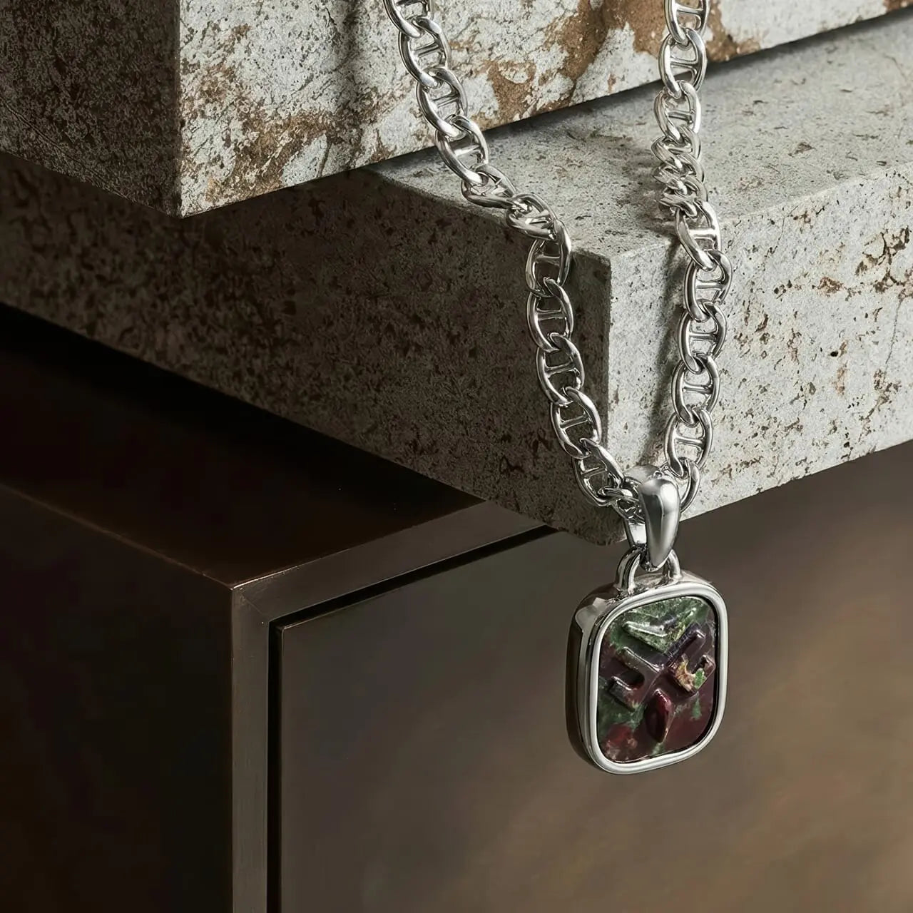 龍血石 秘境 夜觀者 項鍊 - AWNL Taiwan