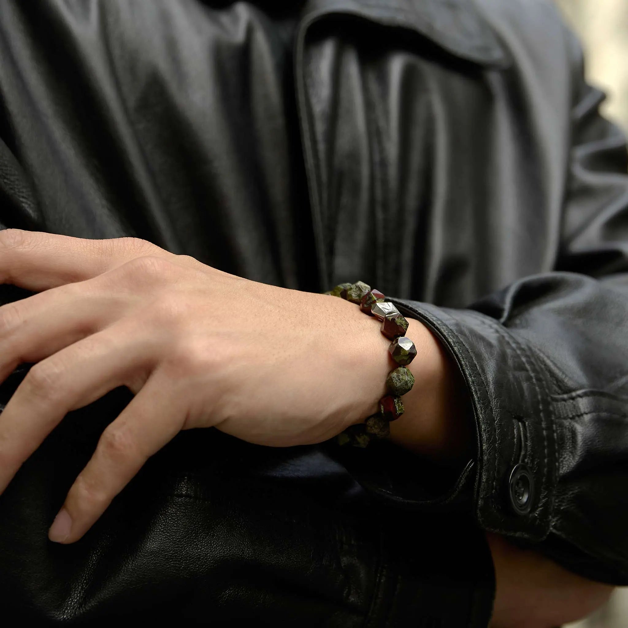 龍血石 汗血武士 盧恩符文 男士手鍊 - AWNL Taiwan